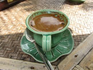 Kopi Luwak: il caffè prodotto con bacche ingerite e defecate dallo zibetto. Bali, Indonesia